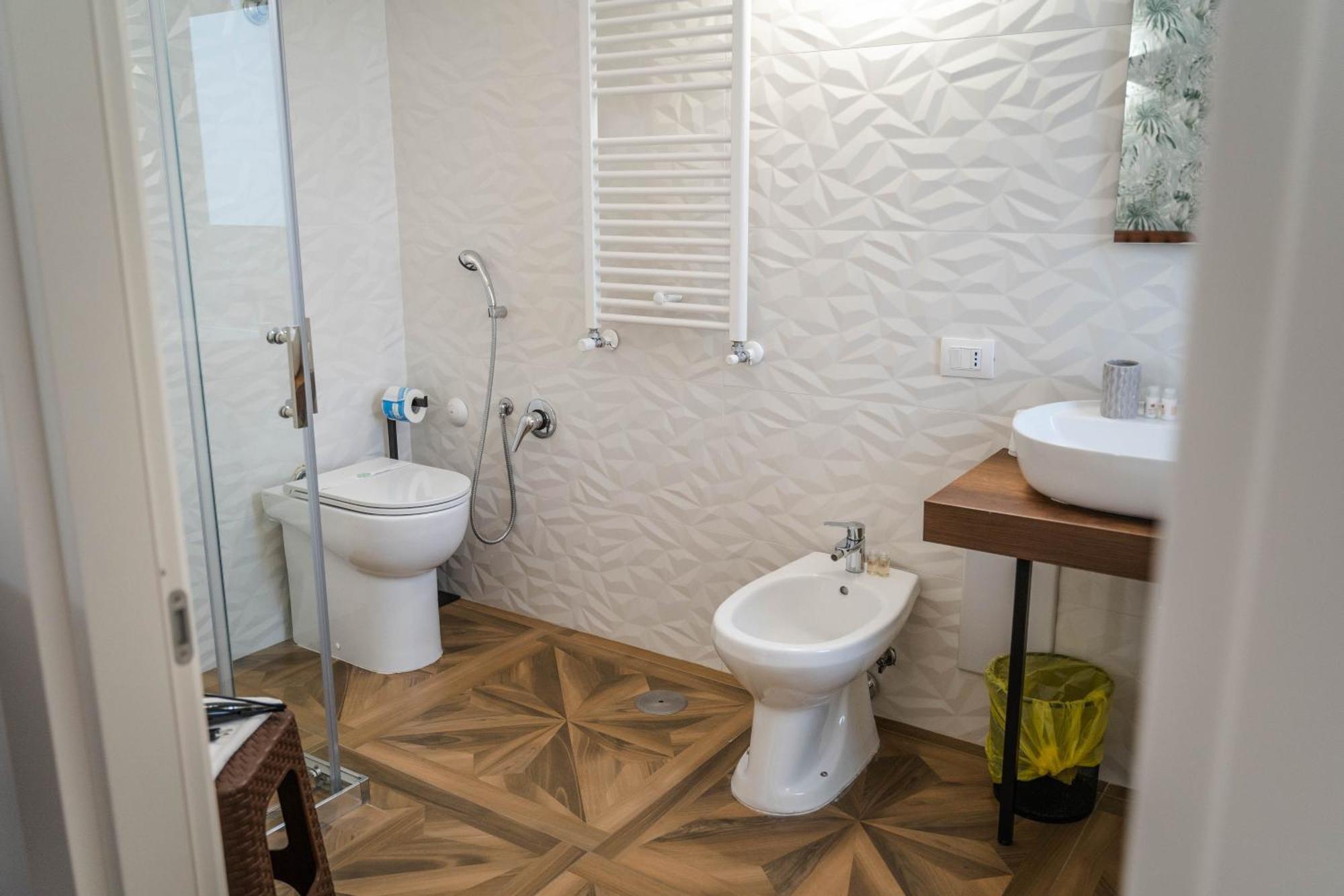 Kairos Hotel Monterusciello Esterno foto