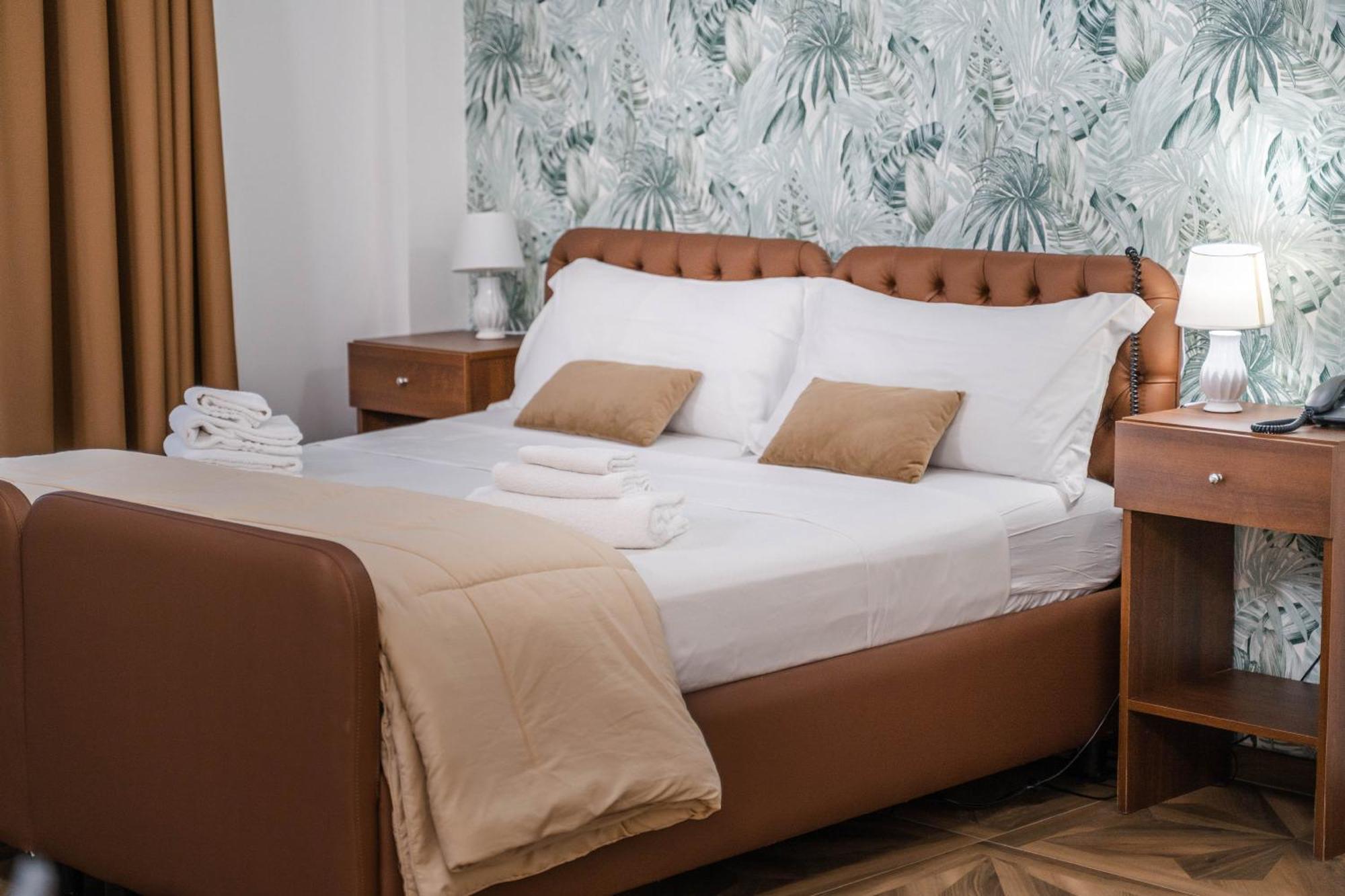 Kairos Hotel Monterusciello Esterno foto