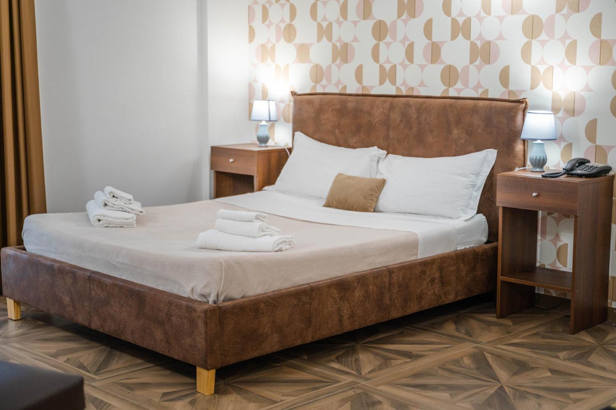 Kairos Hotel Monterusciello Esterno foto